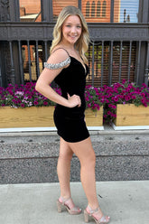 Black Homecoming Dress Beaded Spaghetti Straps Tight Short Prom Dress